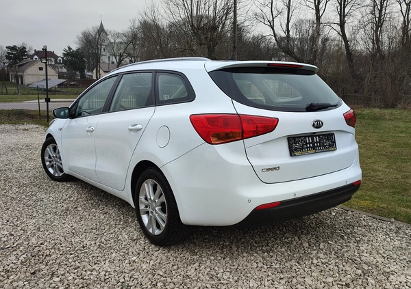 Kia Ceed cena 33900 przebieg: 150400, rok produkcji 2012 z Płock małe 211